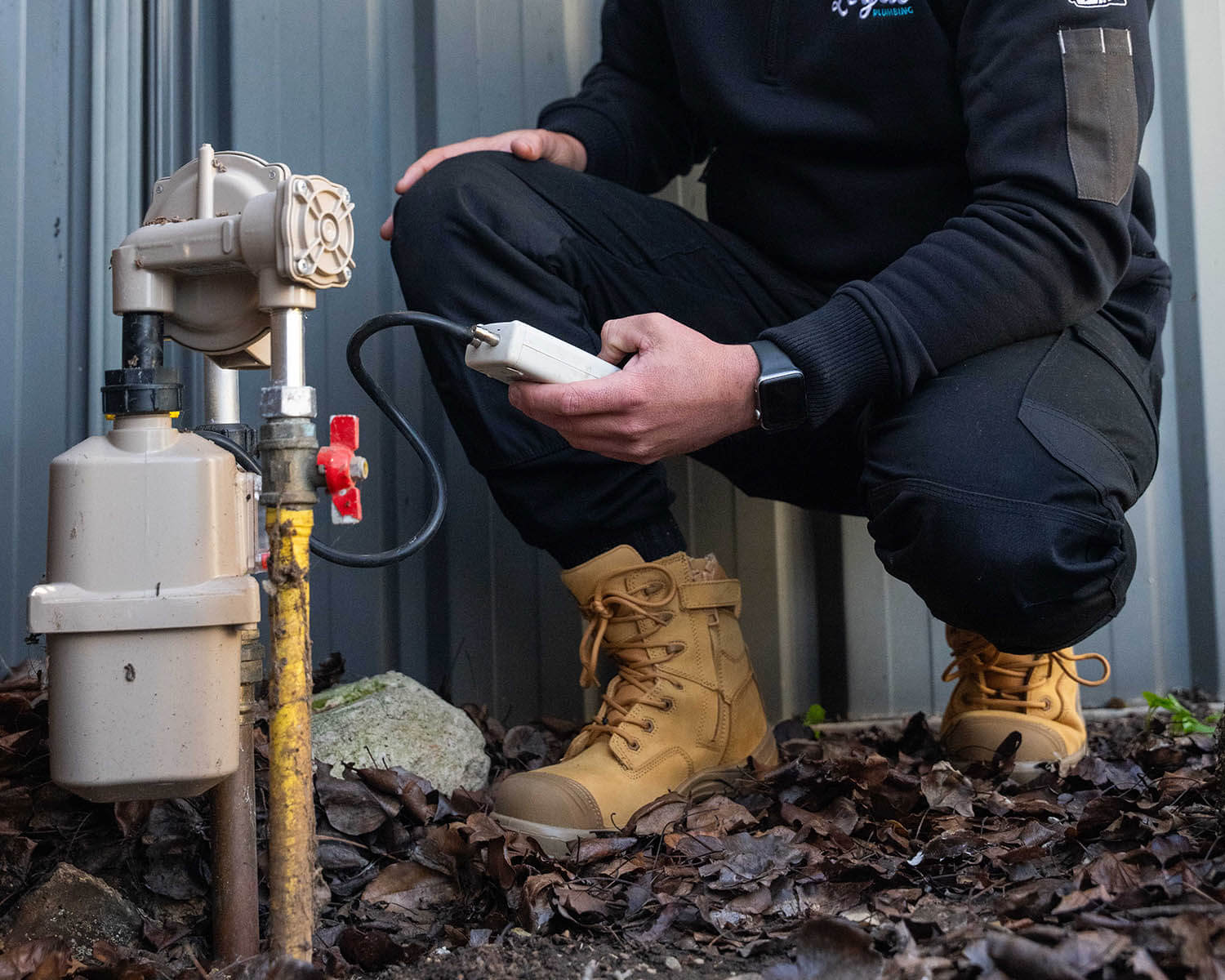 Loyal Plumber carrying out gas leak detection in Adelaide
